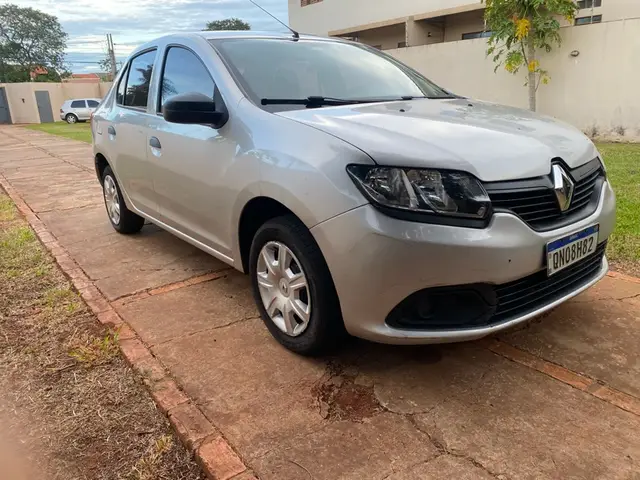 Carro Renault Logan 2018 Authentique 1.0 12V SCe (Flex)