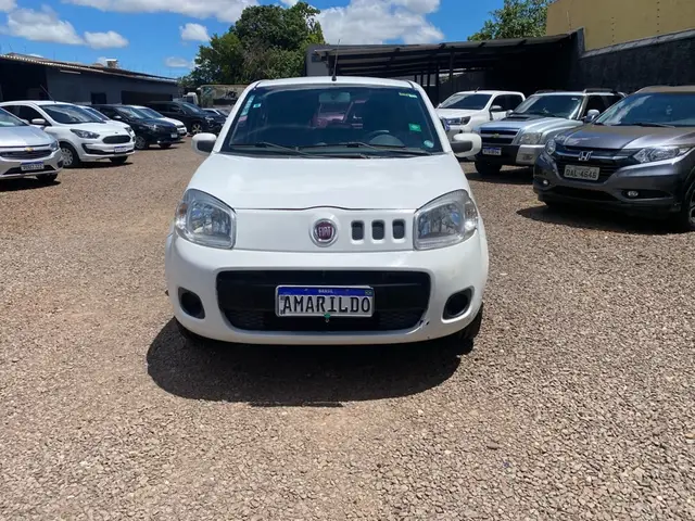 Carro Fiat Uno 2015 Vivace Italia 1.0 8V (Flex) 4p