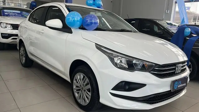 Carro Fiat Cronos 2023 Drive 1.3 (Flex) MT