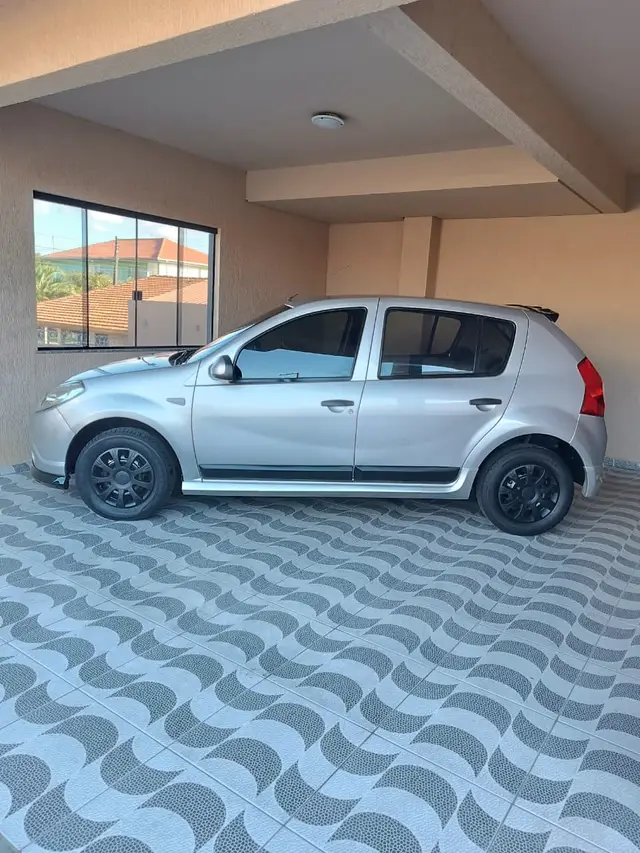 Carro Renault Sandero 2011 Expression 1.0 16V (flex)