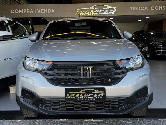 Carro Fiat Strada 2025 Volcano 1.3 Flex 8V CD Aut.