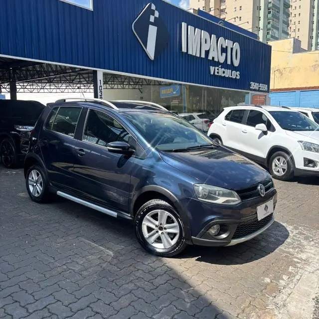 Carro Volkswagen CrossFox 2011 1.6 (Flex)