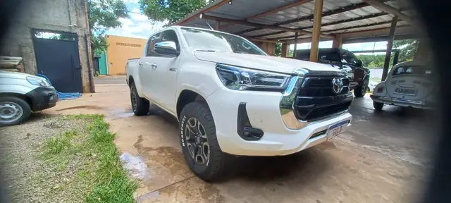 Carro Toyota Hilux Cabine Dupla 2024 SRV 4x4 2.8 Diesel