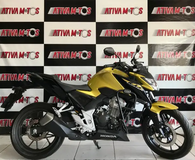 Moto Honda CB 300F Twister 2024 Standard
