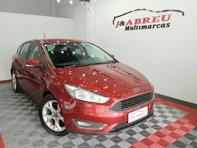 Carro Ford Focus Hatch 2018 SE 2.0 PowerShift