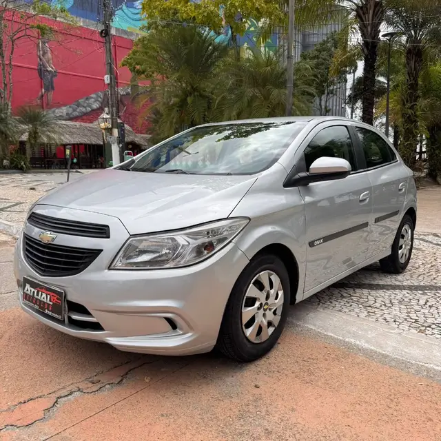 Carro Chevrolet Onix 2018 1.0 Joy SPE/4