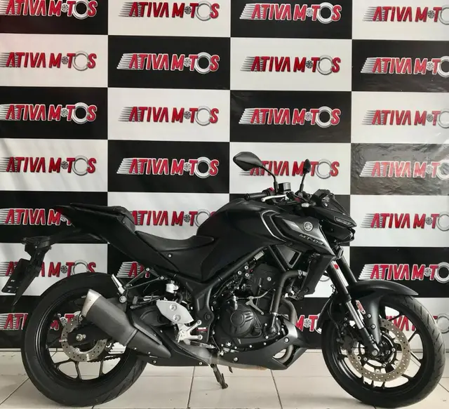 Moto Yamaha MT-03 2024 ABS