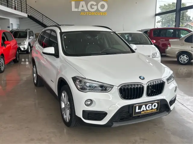 Carro BMW X1 2018 2.0 sDrive20i X-Line ActiveFlex