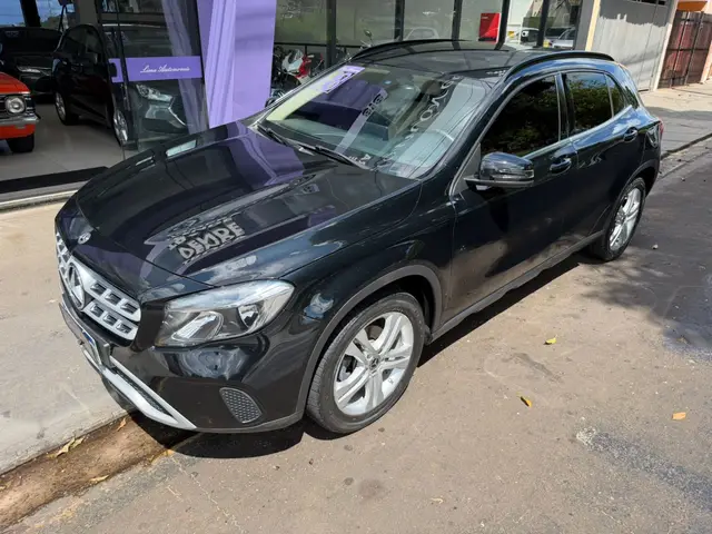 Carro Mercedes-Benz GLA 200 2018 GLA 200 1.6 Style