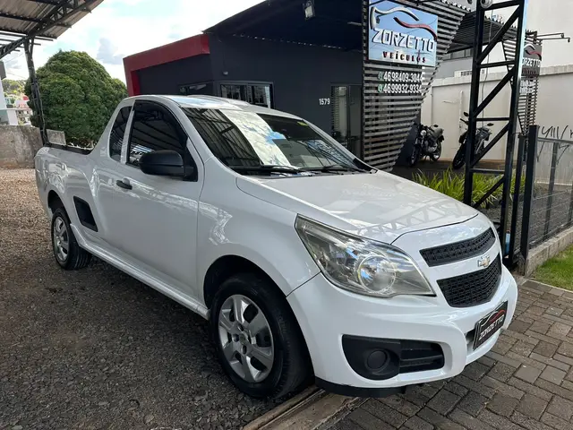 Carro Chevrolet Montana 2018 LS 1.4 (Flex)