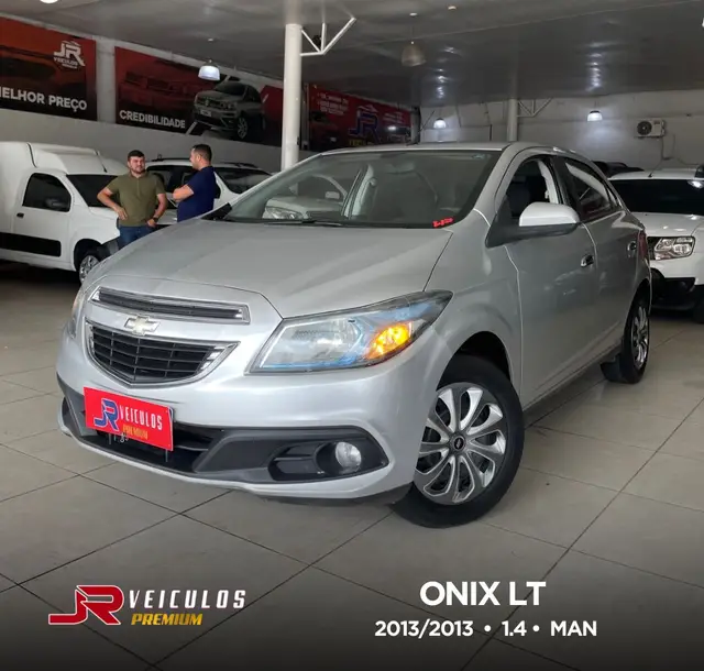 Carro Chevrolet Onix 2013 1.4 LT SPE/4
