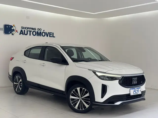 Carro Fiat Fastback 2024 Audace