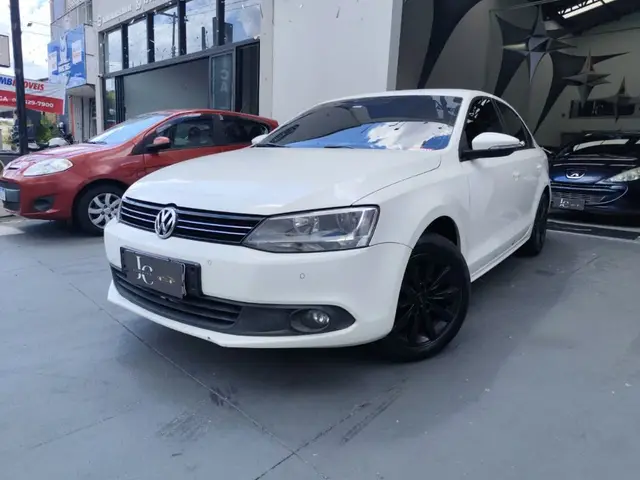 Carro Volkswagen Jetta 2013 2.0 Comfortline Tiptronic (Flex)