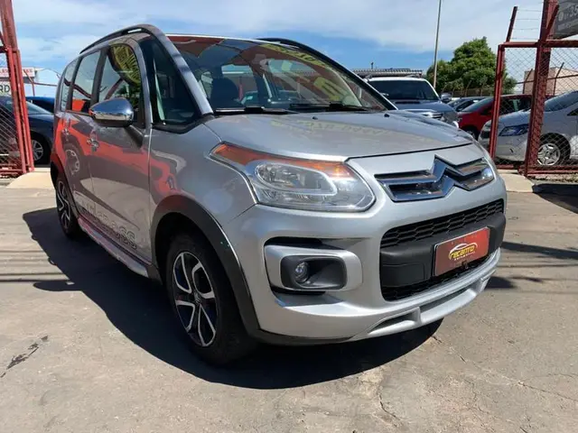Carro Citroën Aircross 2011 Exclusive 1.6 16V (flex)