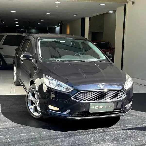 Carro Ford Focus Hatch 2018 SE 1.6 16V TiVCT