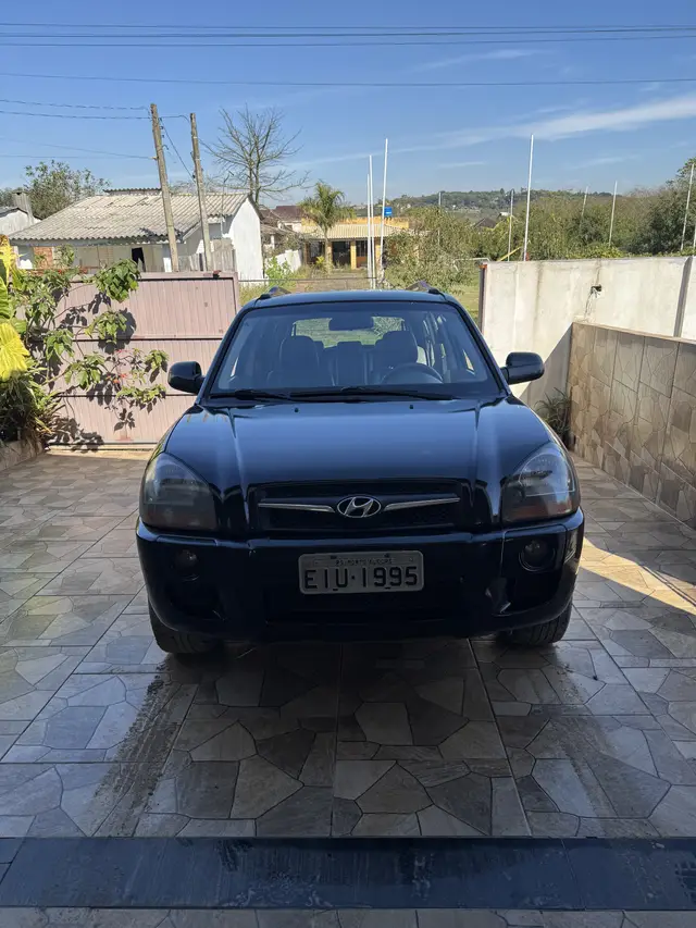 Carro Hyundai Tucson 2010 GL 2.0 16V