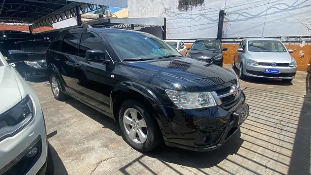 Carro Fiat Freemont 2012 2.4 16V Emotion (Aut)