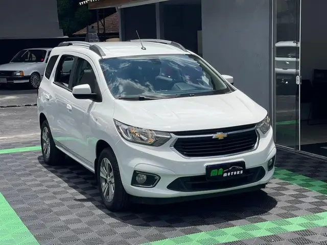 Carro Chevrolet Spin 2023 Premier 1.8 (Aut.)