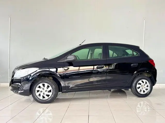 Carro Chevrolet Onix 2016 1.0 LS SPE/4