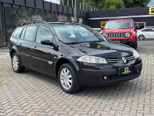 Carro Renault Megane Sedan 2011 Mégane Sedan Dynamique 1.6 16V (flex)