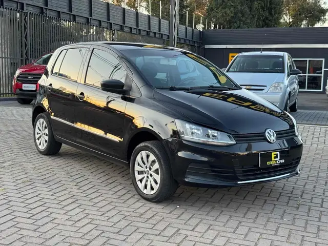 Carro Volkswagen Fox 2016 1.0 MPI Trendline (Flex)