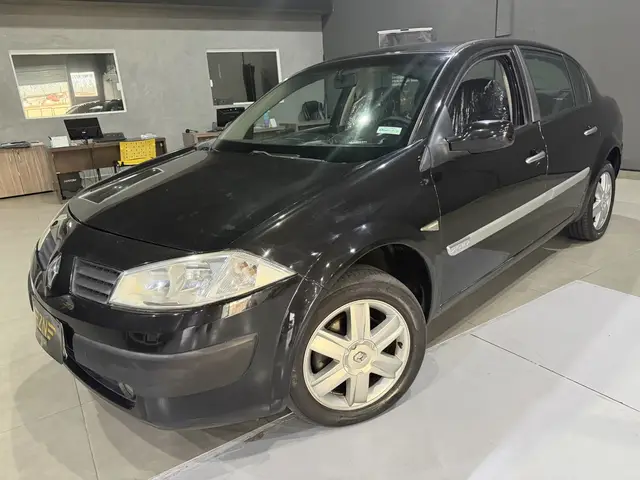 Carro Renault Megane Sedan 2008 Mégane Sedan Dynamique 2.0 16V (aut)