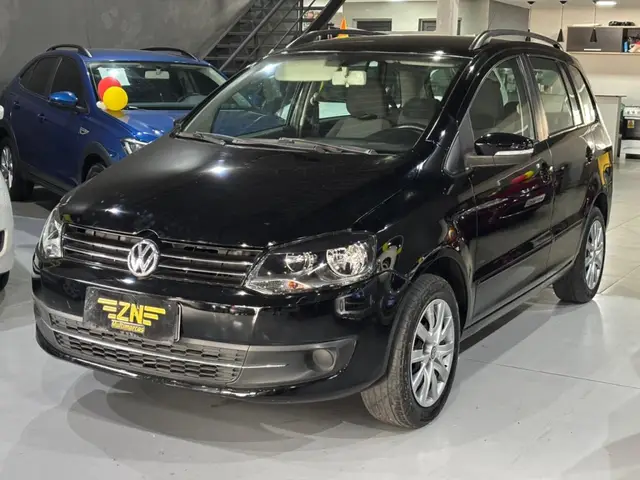 Carro Volkswagen SpaceFox 2011 1.6 8V Trend (Flex)