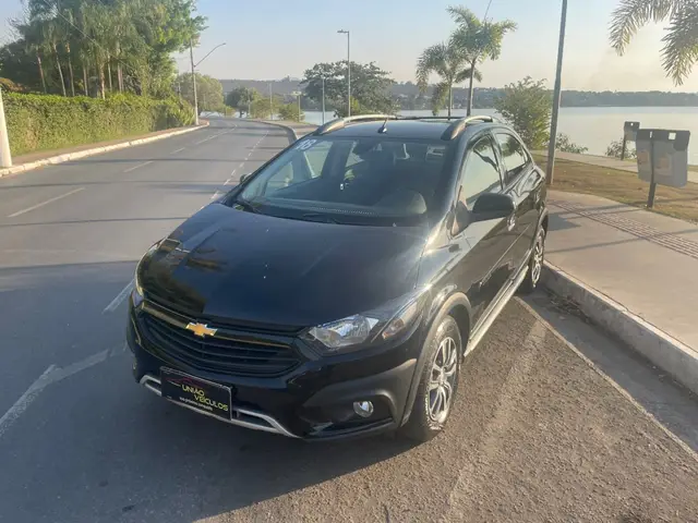 Carro Chevrolet Onix 2018 1.4 Activ SPE/4