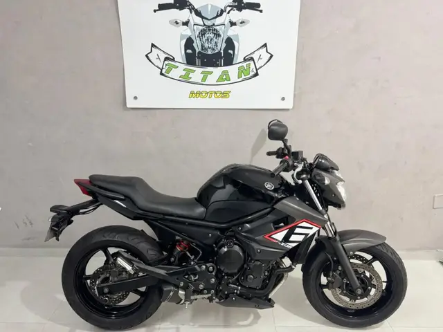Moto Yamaha XJ6 N 2015 XJ6 N 600 (ABS)