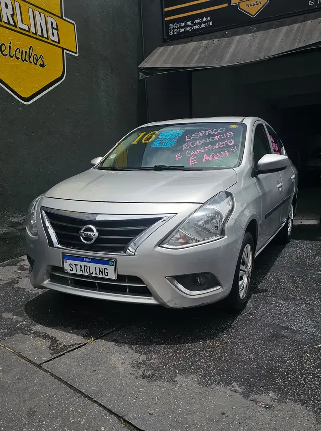 Carro Nissan Versa 2016 1.0 12V (Flex)
