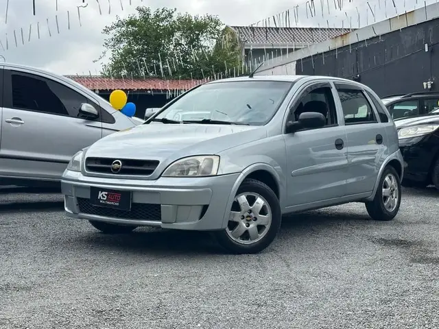 Carro Chevrolet Corsa Hatch 2012 Maxx 1.4 (Flex)