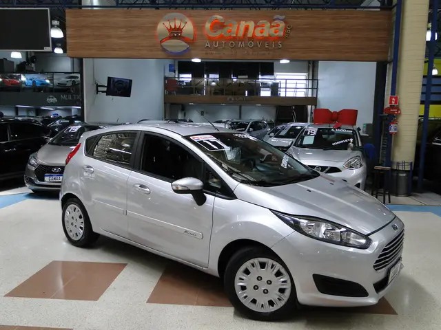 Carro Ford New Fiesta Hatch 2017 New Fiesta SE 1.6 16V