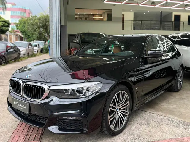 Carro BMW 530e 2020 M Sport 2.0 Turbo Híbrido (Aut)
