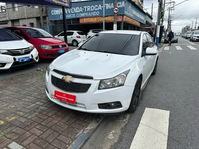 Carro Chevrolet Cruze 2012 LT 1.8 16V Ecotec (Flex)