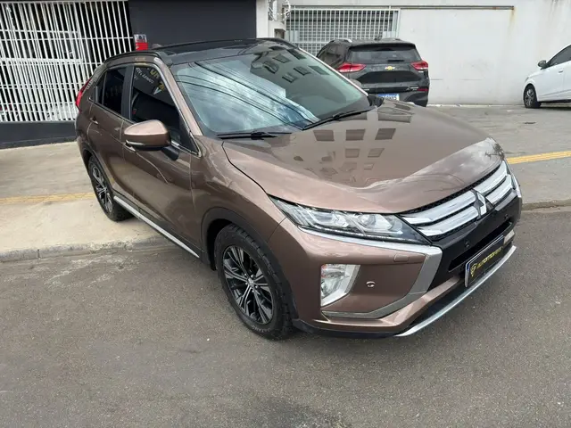 Carro Mitsubishi Eclipse Cross 2020 HPE-S 1.5 AWC