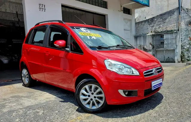 Carro Fiat Idea 2016 Attractive 1.4 8V (Flex)