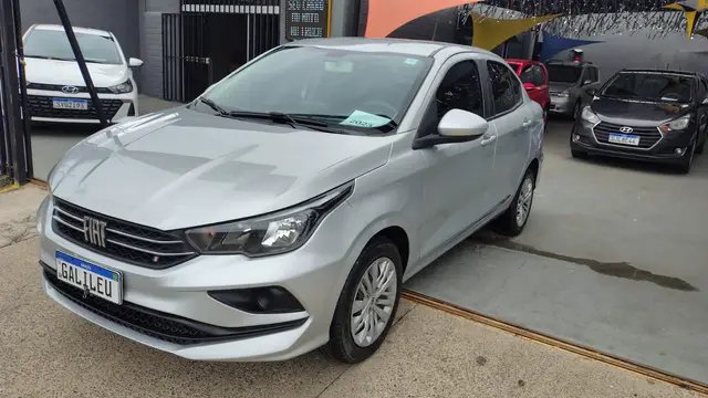 Carro Fiat Cronos 2023 Drive 1.3 (Flex) MT