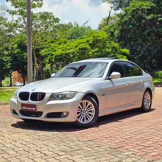 Carro BMW 320i 2010 320i 2.0 16V