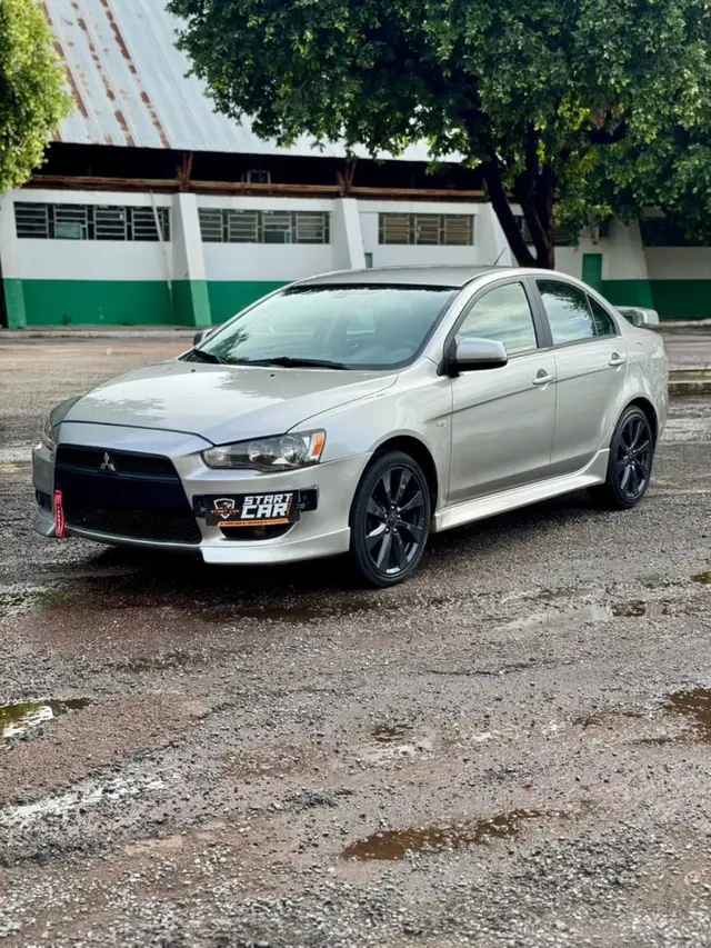Carro Mitsubishi Lancer 2012 2.0 16V