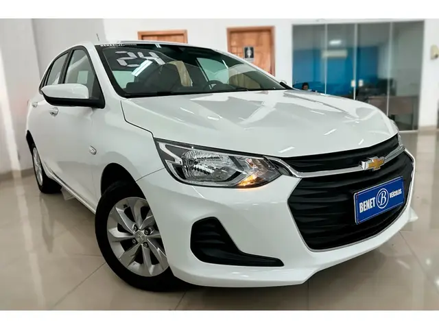 Carro Chevrolet Onix Plus 2024 LT 1.0