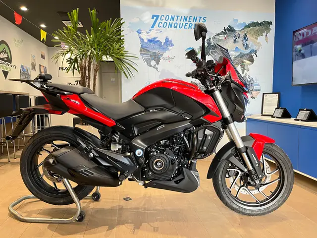 Moto Bajaj Dominar 400 2025 DOMINAR 400