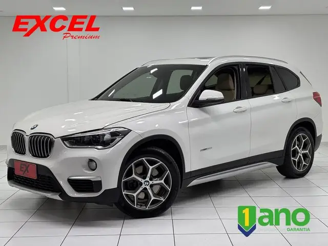 Carro BMW X1 2017 2.0 sDrive20i X-Line ActiveFlex