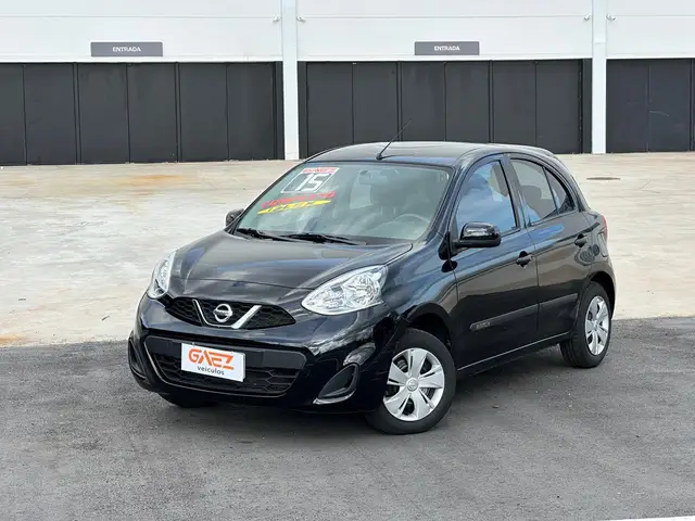 Carro Nissan March 2015 1.0 12V (Flex)
