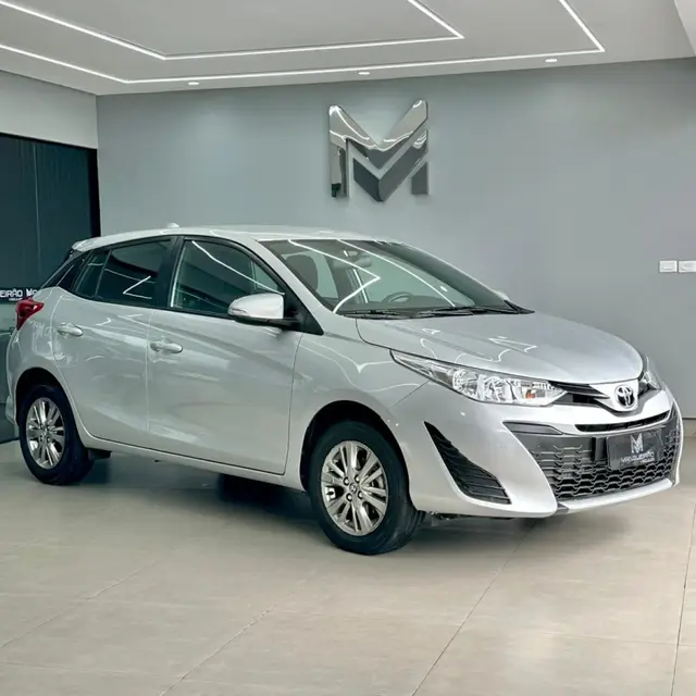 Carro Toyota Yaris 2021 1.5 XL Plus Connect CVT (Flex)