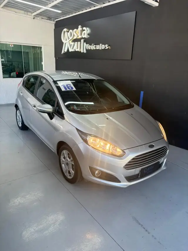 Carro Ford Fiesta Hatch 2016 1.6 (Flex)