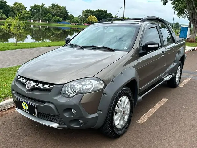 Carro Fiat Strada 2013 Adventure 1.8 16V Dualogic (Flex) (Cabine Dupla)