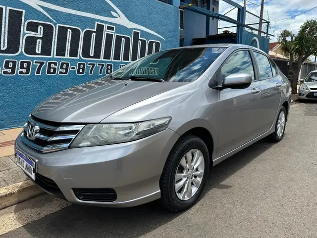 Carro Honda City 2013 LX 1.5 CVT (Flex)