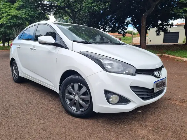 Carro Hyundai HB20S 2015 1.6 Comfort Plus (Aut) (Flex)