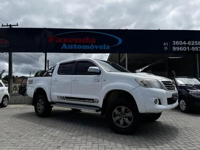 Carro Toyota Hilux Cabine Dupla 2013 Hilux 3.0 TDI 4x4 CD SR