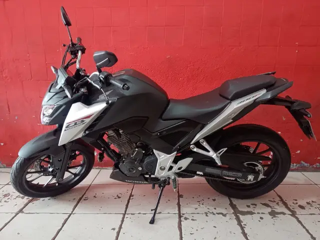 Moto Honda CB 300F Twister 2026 ABS